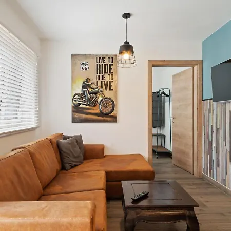 Modern Apartment With A Central Location In The Cozy Brixen Im Thale Apartment